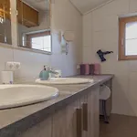 Haus Stern ניוסטיפט אים סטובאיטל